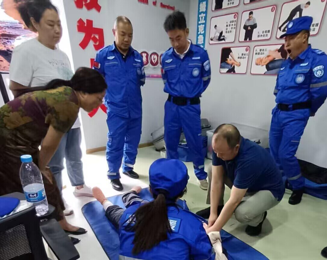 2025050810171402.jpg 急救技能训练.jpg